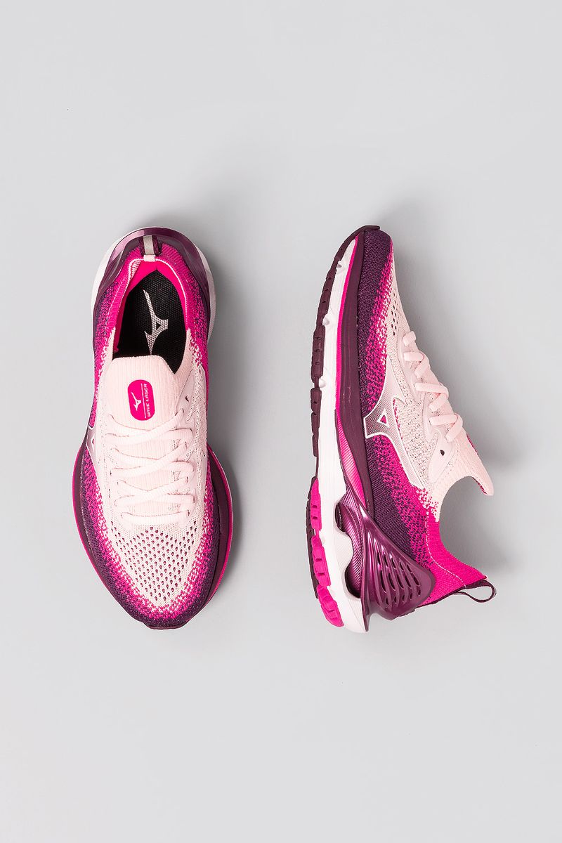 Mizuno wave deals laser pink