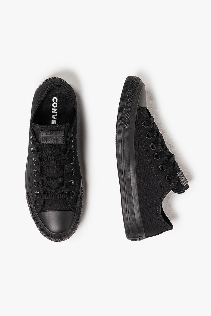 Discount on sale converse sneakers