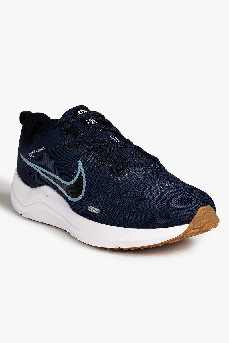 Nike downshifter 8 vs revolution sale 4