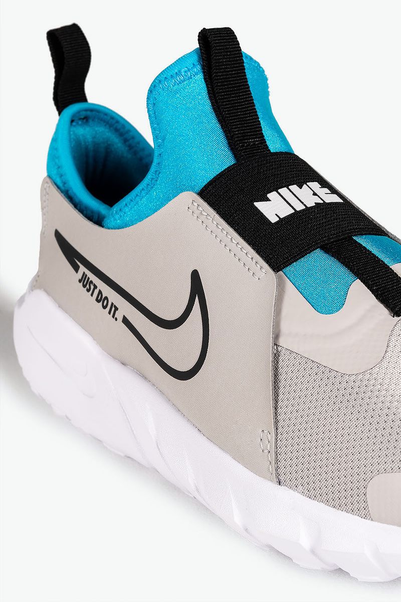 Youth nike best sale flex runner