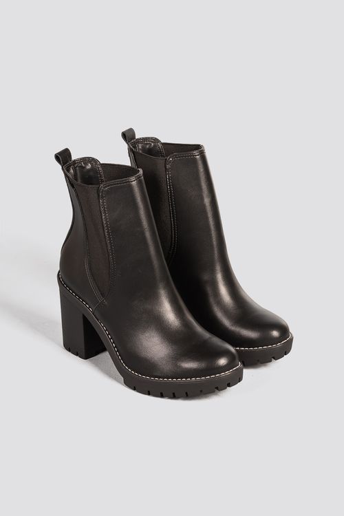 Bota Chelsea Feminina Cano Curto Via Marte Laurah