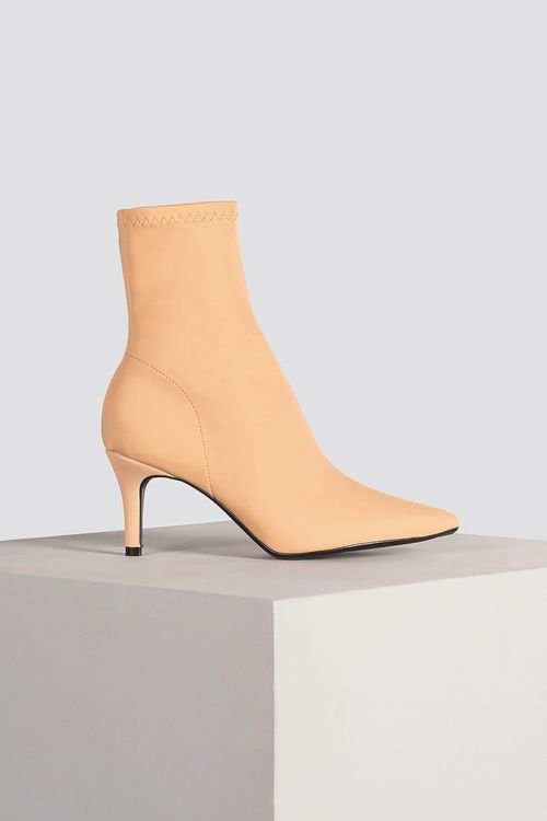 Bota Feminina Cano Médio Mundial Boggart