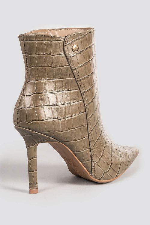 Bota Feminina Cano Curto Via Marte Kamily