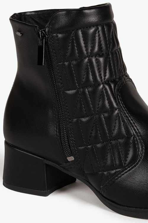 Bota Feminina Cano Curto Dakota Carlotta