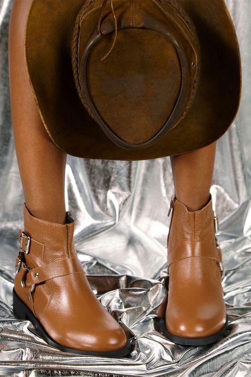 Bota Feminina Cano Curto Mundial Queila