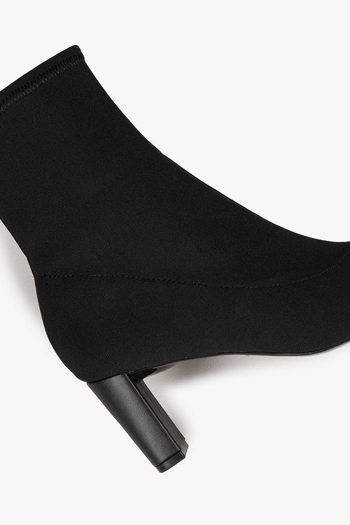 Bota Feminina Cano Médio Mundial Gessiane