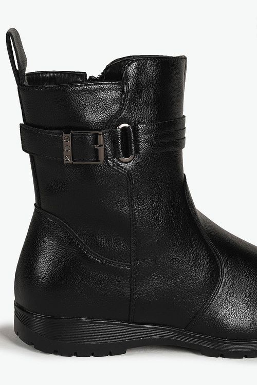 Bota Feminina Cano Curto Mooncity Leni