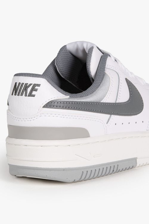 Tênis Nike Gamma Force Feminino