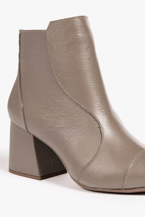 Bota Feminina Cano Curto Mundial Elsa