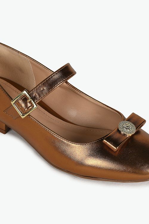 Sapato Feminino De Boneca Mundial Axia