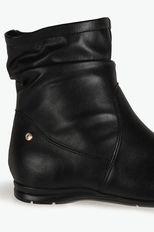 Bota Feminina Cano Curto Comfortflex Priscila