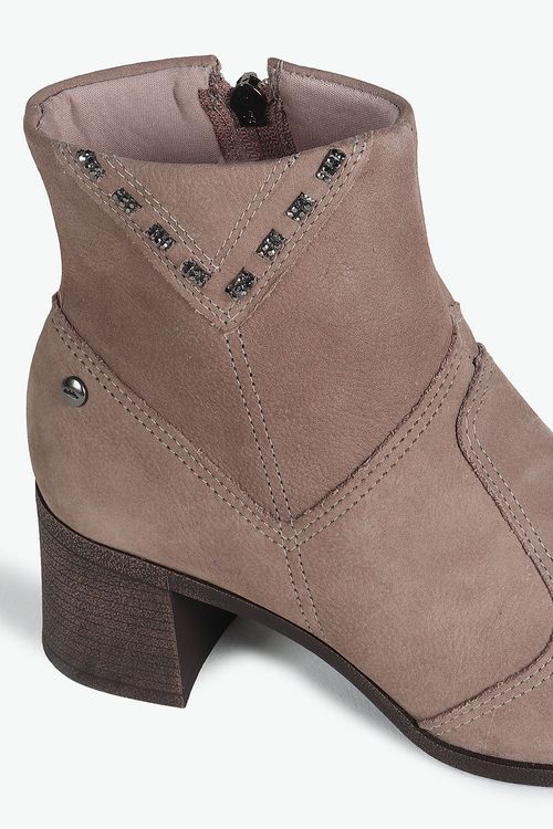 Bota Feminina Cano Curto Dakota Ludovica
