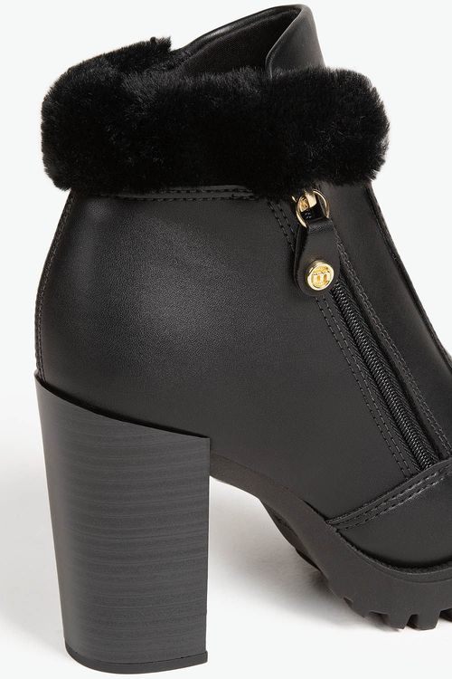 Bota Feminina Cano Curto Moleca Yasmina