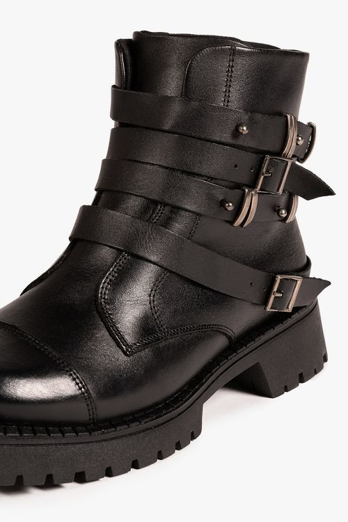 Bota Feminina Cano Curto Mundial Nabor