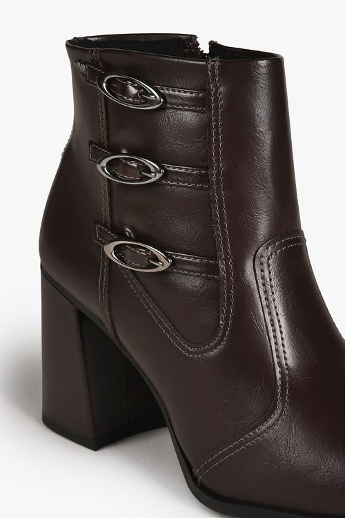 Bota Feminina Cano Curto Dakota Yrsa