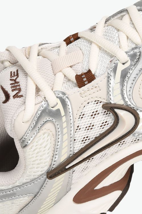 Tênis Nike V5 RNR